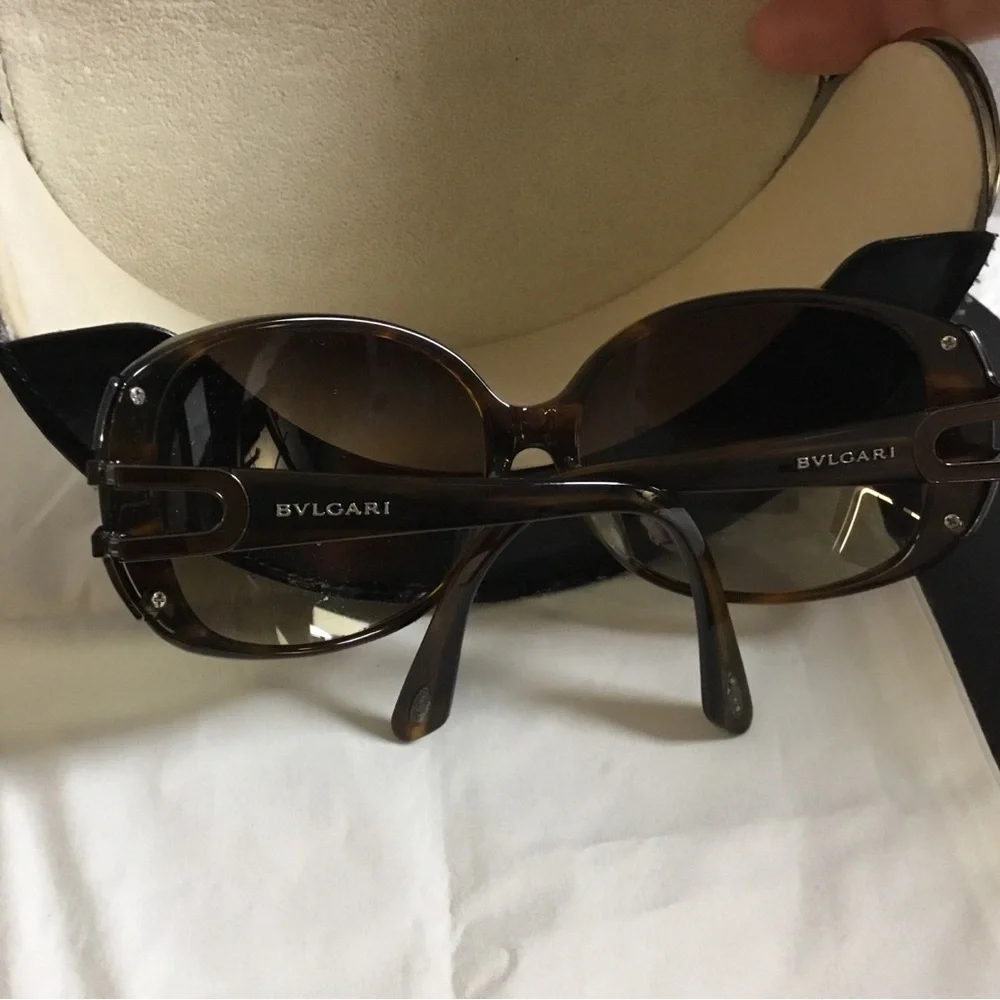 Bvlgari Women's Brown Gradient Oval Sunglasses - Picture 8 of 9